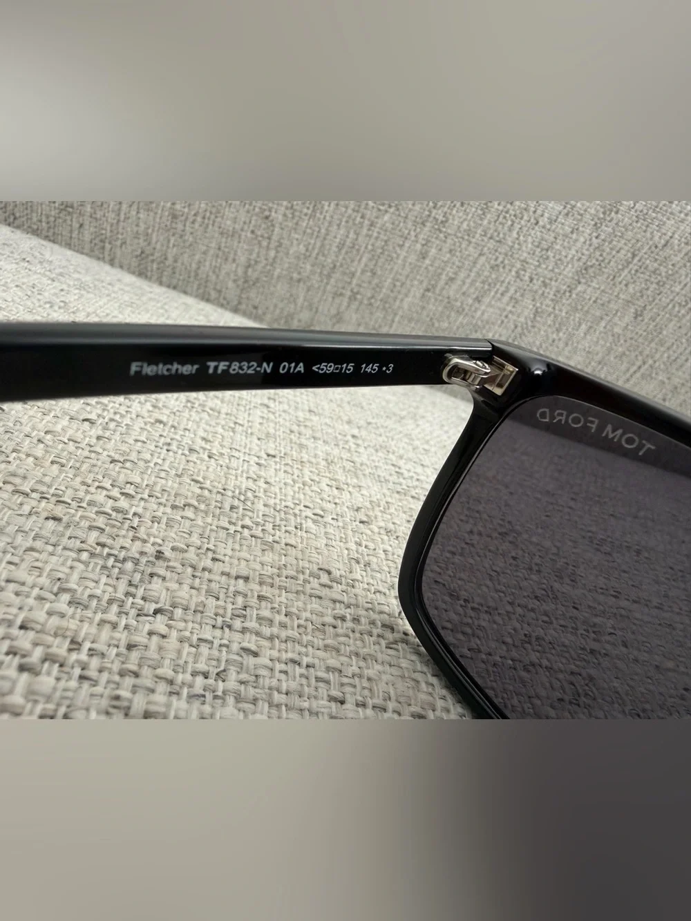 NEW Tom Ford FT0832-N Black Sunglasses with Dark Gray Lenses